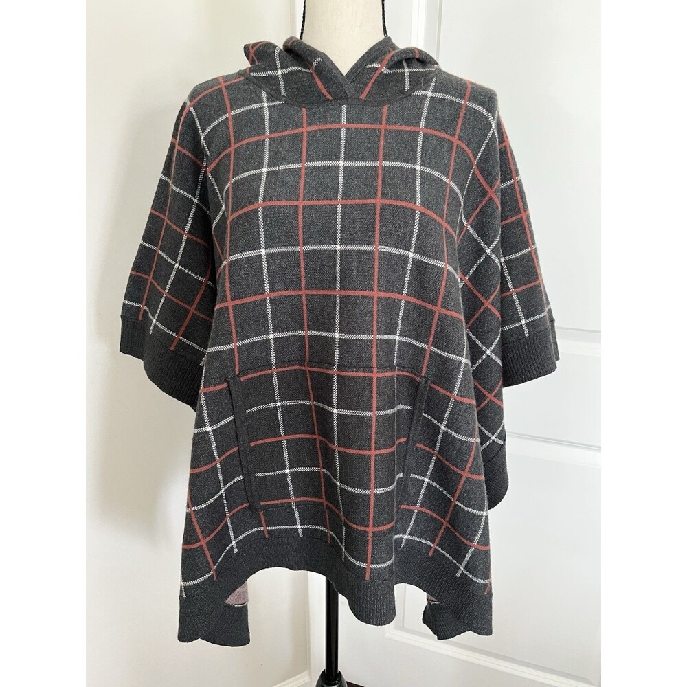 NWT Tahari Plaid Poncho Grey One Size